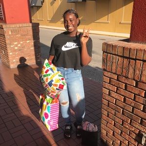 Meet your Posher, Jemima